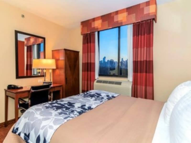 Sleep Inn Long Island City - Manhattan View Нью-Йорк Экстерьер фото